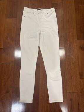Abercrombie & Fitch Cream High-Rise Skinny Jeans